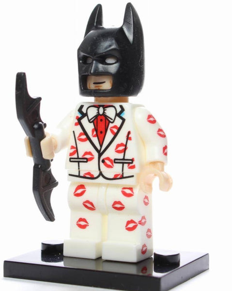 Batman Lego Minifigure - Figure 97 - Batman (kiss kiss tuxedo)